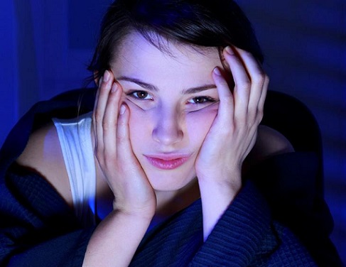 Insomniayoungwoman_164756