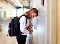 Top Tips to Help Teenagers make a smooth transition back to school 