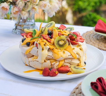 Christmas Pavlova