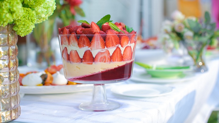 Miguel Maestre's Christmas Berry Trifle