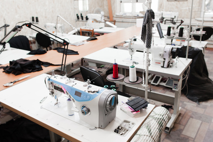 Here’s a Quick Guide to Choosing the Right Industrial Sewing Machine