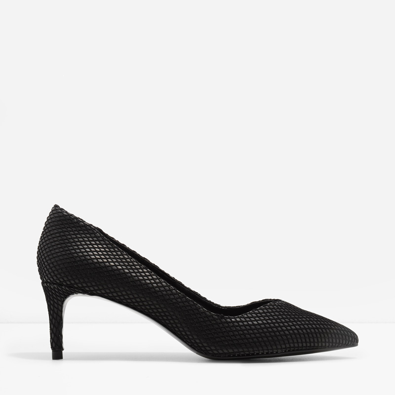 CHARLES & KEITH Pointed Pumps