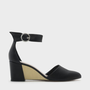 CHARLES & KEITH Buckle Detail Wedges