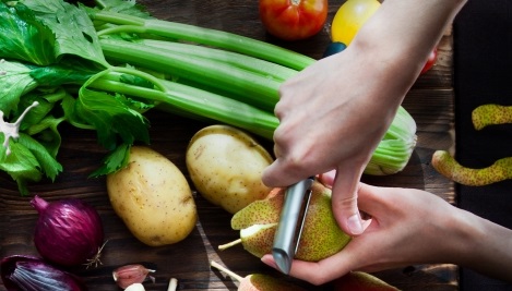 How to avoid food poisoning