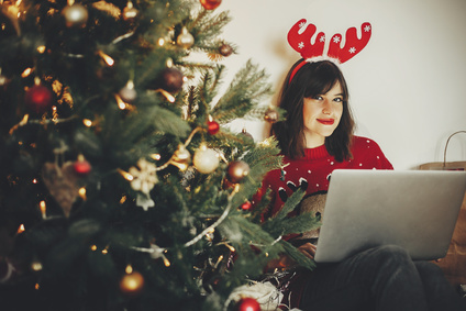 5 Reasons Why Consumers Choose to Shop Online