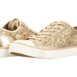 9 Helpful Tips for Buying Women’s Shoes Online
