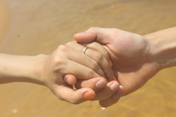 Is Dating in Australia Really That Different?