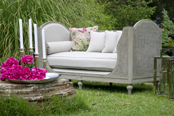 How To Protect Your Metal Garden Art & Reasons To Use It